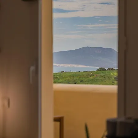 Views, Pool & Office - Optic Fibre Apartment