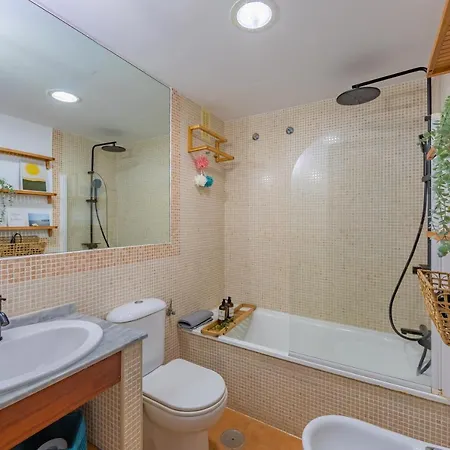 Views, Pool & Office - Optic Fibre Apartment *