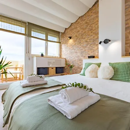 Apartment Views, Pool & Office - Optic Fibre Tarifa