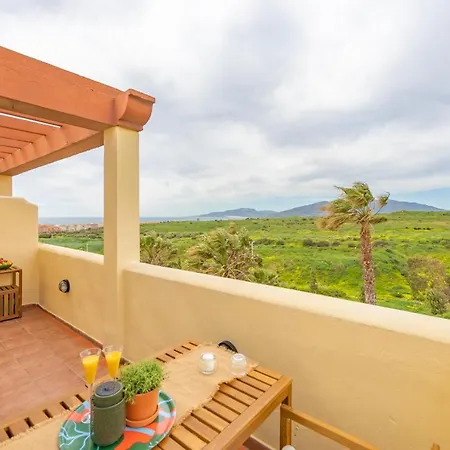 Views, Pool & Office - Optic Fibre Apartment *